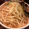 醤油ラーメン（トンコツ　野菜増量）　　ラーメン常