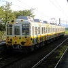 ユニバーサルホーム広告電車　琴電岡本駅からの撮影