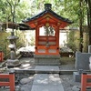 刃物神社と刃物発祥地の石碑。