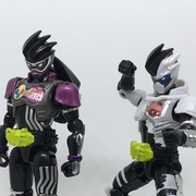 私こそが神だっ！【装動9】仮面ライダーゲンム アクションゲーマーレベル0＆ゾンビアクションゲーマーレベルX-0【レビュー】