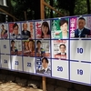 都知事選ポスター掲示板