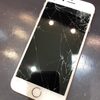 iphone8を落としてガラスがバキバキに( ;∀;)当店では今日すぐに修理できます！