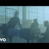 今日の動画。 - MGMT - Dancing In Babylon (feat. Christine and the Queens) [Official Video]