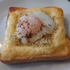 目玉焼きトースト
