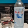 水を飲む31