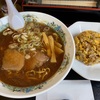 高倉健さんのしょうゆラーメンとカツ丼