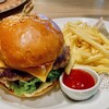ハンバーガーの誕生から日本での普及まで：ホワイト・キャッスルからマクドナルド銀座1号店の成功