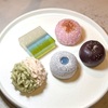『とらや』8月前期の生菓子。沖の空、夏箕川、黒梨、涼風、青。