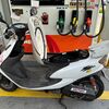 バイクガソリン給油と燃費　タイヤ空気圧調整補充