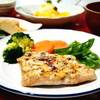 簡単♪鶏むね肉のマスタードマヨ焼き＆新玉ねぎとしめじのマリネ♪