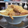 【 ラーメン富士丸 西早稲田店 】㊗️開店。迫力の盛で胃袋もズッシリだ。