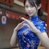 堀江聖夏が魅せるチャイナドレスの美脚と瓦割り