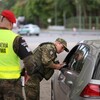 ポーランド、ドイツ国境に兵士を派遣