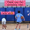 アメリカ中学生、チームTシャツの謎