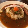 ハマチャンゴーゴー｜大門｜絵になるスタ肉カレー