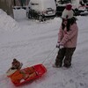 2歳3ヶ月／思いがけず今シーズン初の雪遊び。