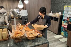幅広い年齢層の個性が咲き誇るスーパーホテル！それぞれの活躍ぶりをご紹介