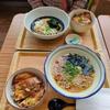 大戸屋。蕎麦ともろみチキン丼