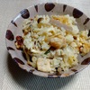 我が家の食卓ものがたり　かしわとキノコの炊き込みごはん　より。