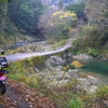 紅葉と潜水橋はしごのプチツー