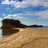 小豆島観光・エンジェルロードと土渕海峡とハート型のオリーブの葉と。