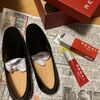 ドライビングシューズ
