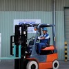フォークリフトの「マスト」って何？工場作業の安全対策を徹底解説！〜雪道での事故を防ぐために〜