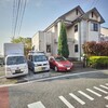 今朝は会社の駐車場で打ち合わせ後、スタッフは