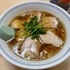 【今週のラーメン５７１７】安楽（東京・三鷹駅北口）チャーシューメン ＋ ニラレバ炒め ＋ キリンラガー　〜昭和の贅沢！安寧と朗らかさを感じさせるノスタルジックチャーシューメン！