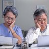 【60歳代】「生活が苦しい」高齢者世帯は48.3%…貯蓄ゼロでも年金さえあれば安心か、年齢別一覧表でみる（２０２４年４月１３日『LIMO [リーモ]』）