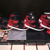 NIKE AIR JORDAN 1 歴代の赤黒