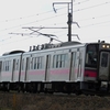 羽越本線を走る701系電車