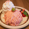 いちごのモンブランパンケーキ