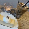 フランスのブランド「キツネ」が手がけるカフェの日本1号店でスペシャリティコーヒーを：Café Kitsuné Aoyama（東京都港区）