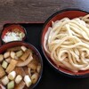 市役所へ行ったり、うどん食べたり、公園に行ったり