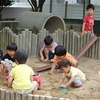 梅雨前の幼稚園