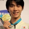 金メダル獲得を祝す