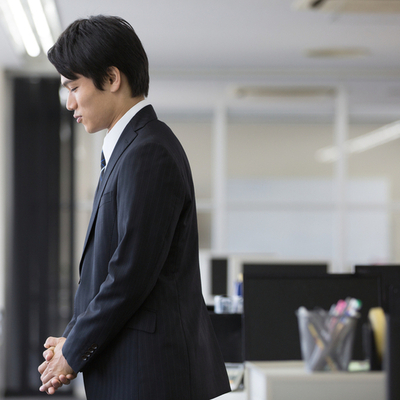 仕事で怒られる人の特徴は？怒られる理由や対処法、改善策を解説