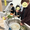 サポーターメンバーと鍋を囲んで選挙のお疲れさん会