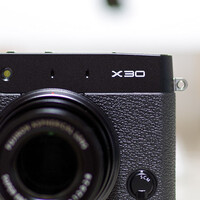 EVFになっても変わらぬ使い心地 FUJIFILM X30 – 酔人日月抄
