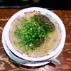 【ぞんたく】 濃厚クリーミーな本格博多長浜ラーメン！餃子も美味しい店！