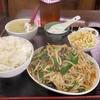 大盛りもやし炒めとビールの至福