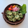 そば粉のニョッキと春菊ペースト