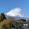 帽子を被る富士山