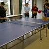 みみずくは卓球大会練習3日目　食堂カウンターの雛飾り