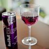 紫色のレッドブルは中身も紫でした。(Red Bull Purple Edition)