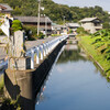 水路にはみ出た五角柱（瀬戸内市邑久町）