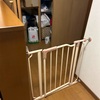 朔矢の転落防止の柵を取り付けました。