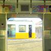車窓を楽しむ　一宮駅で発車前の列車を見る