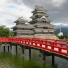 今回最後の立ち寄り地，松本城を観る。